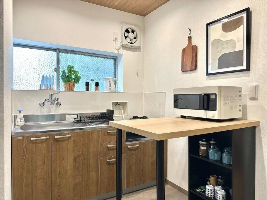 Apartment 地上階 野江内代徒歩5分 コンビニ徒歩1分 Wi-fi 50'tv Netflix&youtube *